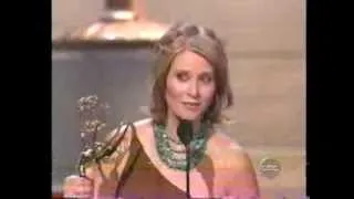 Cynthia Nixon wins 2004 Emmy Award for Supporting Actress in a Comedy Series