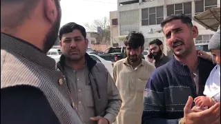 Taimur Jhagra visits Sifat Ghayur Children Hospital, Peshawar; Child's father expresses contentment.