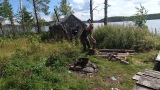 ИЗБА ДЕДА НА ОСТРОВЕ. НАВЁЛ ПОРЯДОК У ИЗБУШКИ. ПОЙМАЛ ЩУКУ НА СПИННИНГ. РЫБАЛКА НА ЛЕСНОМ ОЗЕРЕ