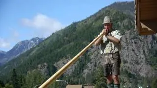 Bob Johnson Morning Alphorn Concert: A Leavenworth Tradition