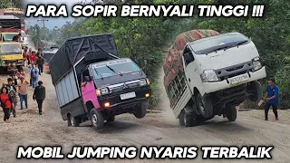 High Courage Drivers!!! The jumping car almost overturned on the incline of Batu Jomba