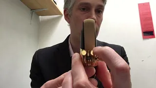 How to set the reed up properly on the saxophone