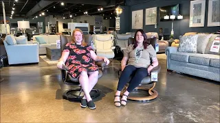 Signature vs. Classic Stressless Recliners