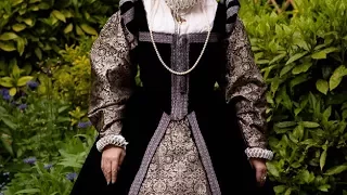 Dressing up an Elizabethan lady  1570-80