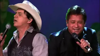 Chitãozinho & Xororó feat Leonardo - Falando às paredes [40 Anos - Entre Amigos]