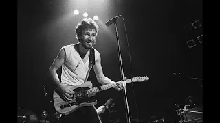 Born To Run Bruce Springsteen -  Story Behind The Song