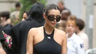 Kanye West's wife,Bianca Censori "revealing" outfit has made fans  talking.