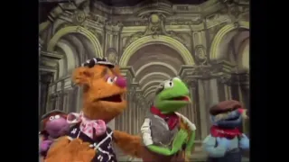 The Muppet Show - 214: Elton John - UK Spot: “Any Old Iron” (1978)