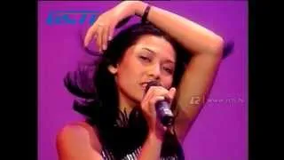 Anggun 'Yang Kutunggu' - AMI 2000