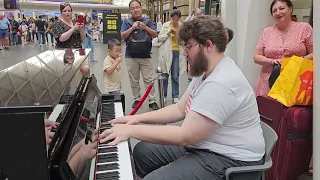 Taking The Mall By Storm With KATYUSHA on Piano