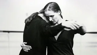 Pina Bausch und das Tanztheater – Behind The Art