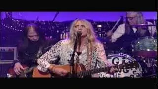 Pegi Young and the Survivors- Feel Just Like a Memory  Letterman 3-26-2013