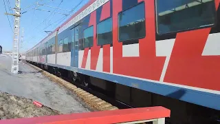 Электропоезд Иволга ЭГ2Тв следует на станцию Подольск