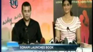 UTV Stars Stars @ 12 08 oct 2011 15sec Crossword   Sonam Kapoor Launches Book Of Chetan Bhagat 12