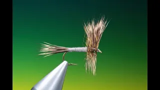 Fly tying for Beginners Hair Wing Dun with Barry Ord Clarke