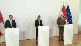 Pressekonferenz  Verteidigungsministerin Tanner: Miliz wird im Mai einberufen