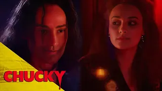 La primera cita de Chucky y Tiffany | Chucky Temporada 1 | Chucky: El Muñeco Diabólico