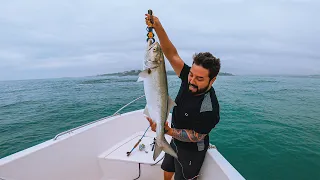 PESCARIA EM ALTO MAR - Peguei um Gigante e Fritei pra Familia