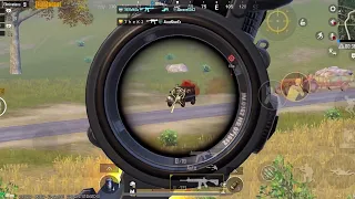 Quick Scope is easy but not for mobile players (playing on iphone 14 pro max with 4 fingers +gyro )