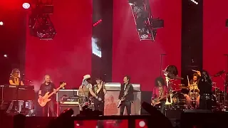 Hollywood Vampires: The Train Kept A-Rollin' (with Ronnie Wood) at The O2, London - July 9, 2023