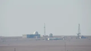 Космодром Байконур, идут верблюды. Видео снято в рамках учений "Байконур 2018" | Badger3299