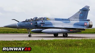 BA105 EVEUX-FAUVILLE; Armée de l'Air, Défilé le 14 Juillet; Traditions Françaises