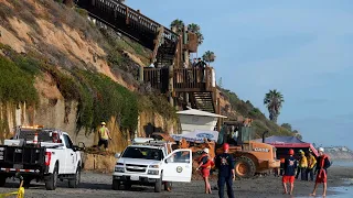 Three killed in cliff collapse in California