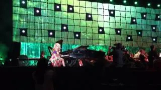 Lena Burke interpreta Amor Enguayabao En el show Venezuela es Mucho Mas