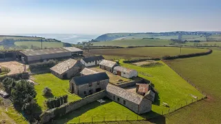 PROPERTY FOR SALE | Waylands Farm Cottages, Looe | Bradleys Estate Agents