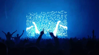 Chemical Brothers - Wide Open @ Madrid live 2016 | BarclayCard Center