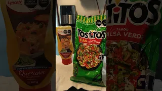 Tostitos sabor salsa verde con queso suave fundido Lyncott/Deliciosos y fáciles de preparar.