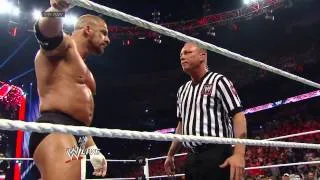 WWE-Daniel Bryan vs  Triple H   WWE World Heavyweight Championship Match Raw, April 7, 2014