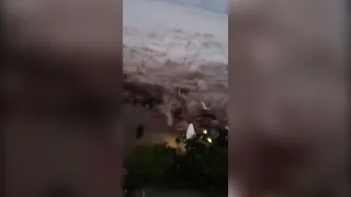 Residents witness tsunami waves hitting Palu, Indonesia