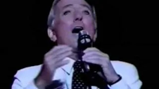 Andy Williams - Speak Softly Love (Live from Tokyo, Japan; 80's)