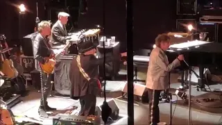 Bob Dylan Admonishes Audience in Vienna (April 16, 2019)