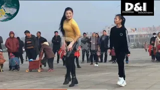 Chinese Shuffling Dance | Discoveries & Inventions (Special Dance)