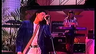 Caifanes - Amárrate a una escoba y vuela lejos(en vivo, La Movida, 1990)