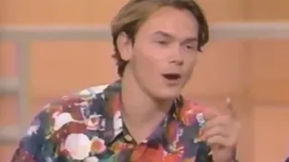 river phoenix being cute for 1:34 seconds
