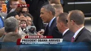 President Obama arrives in Milwaukee