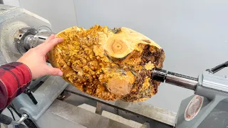 Woodturning - This Shook My lathe!!