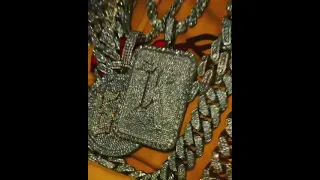 6ix9ine chain collection