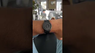 This magic watch is a headturner 🤩