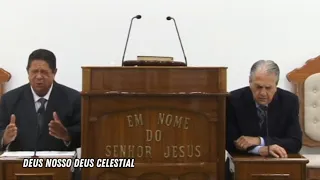 Que virtude nessa oração, Deus se faz presente nesse culto! DEUS É GLORIOSO