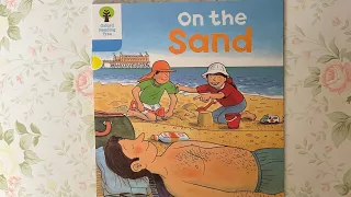 Native English: Oxford Reading Tree - Level 3 - On the Sand (Read by Miss Tracy)