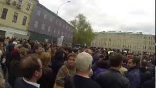 Митинг 6.05.13. Перед рамками пробка )