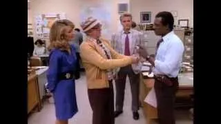 Sledge Hammer - S01E13 - Старик и Следж / The Old Man And The Sledge