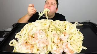 CREAMY SHRIMP ALFREDO • Mukbang & Recipe