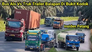 Truck Trailer Vs Bus Als Balapan Di Tanjakan Bukit Kodok, , insiden Truk Petang Jalur Salah Terjadi