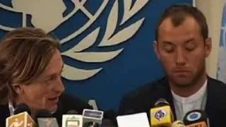 UNICEF: Jude Law promotes "Peace One Day" in Afghanistan