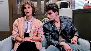 This his how Young Charlie Sheen flirts | Ferris Bueller’s Day Off | CLIP